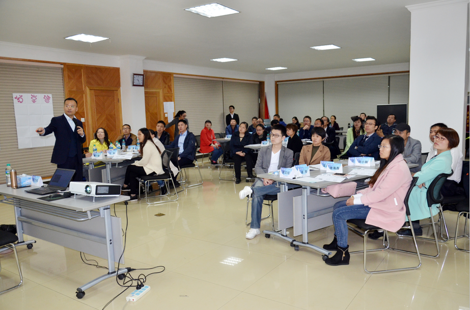 仁和干校17期中層管理干部培訓班圓滿結業