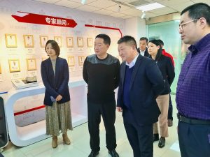 樟樹市政府市長(zhǎng)陳鈺到集團(tuán)北京總部考察